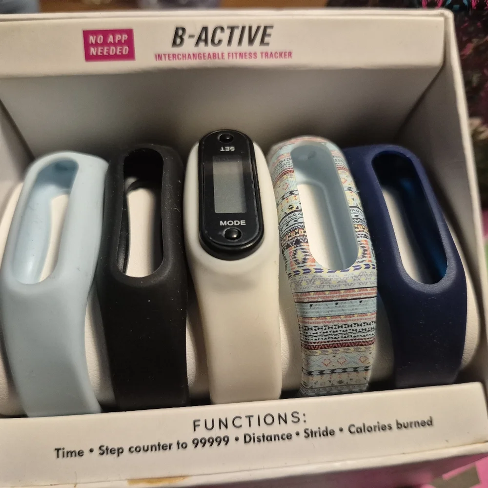 Be– Active Fashionable Interchangeble Fitness Tracker
